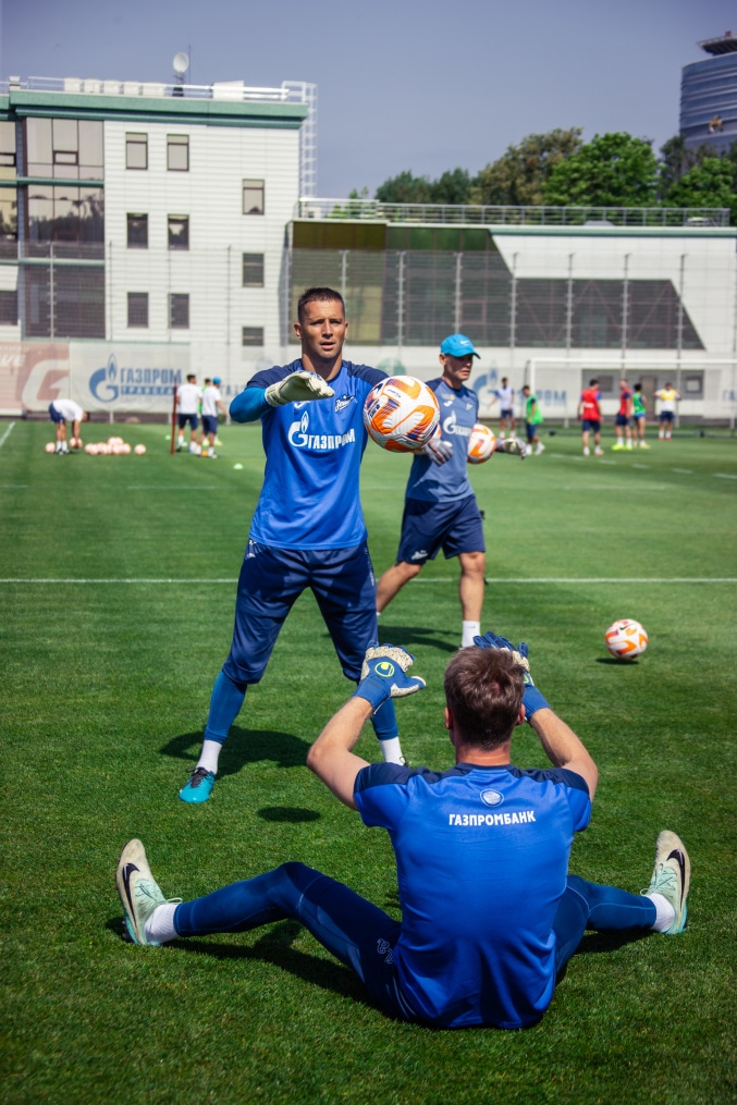 Летние «Газпром» — тренировочные сборы: 1 июля, утренняя тренировка.