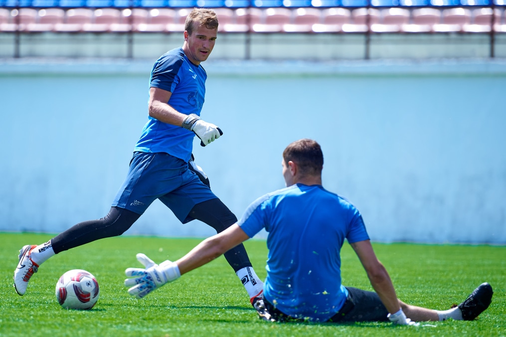 Летние учебно-тренировочные сборы «Зенита»-2 в Железноводске: 19 июля, утренняя тренировка