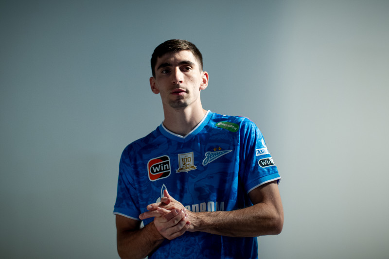 Бэкстейдж фотосъемки основной команды «Зенит» сезона 2024/25