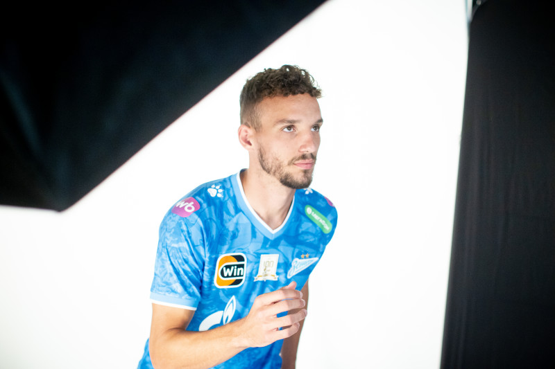 Бэкстейдж фотосъемки основной команды «Зенит» сезона 2024/25