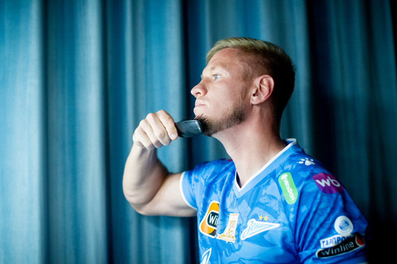 Бэкстейдж фотосъемки основной команды «Зенит» сезона 2024/25