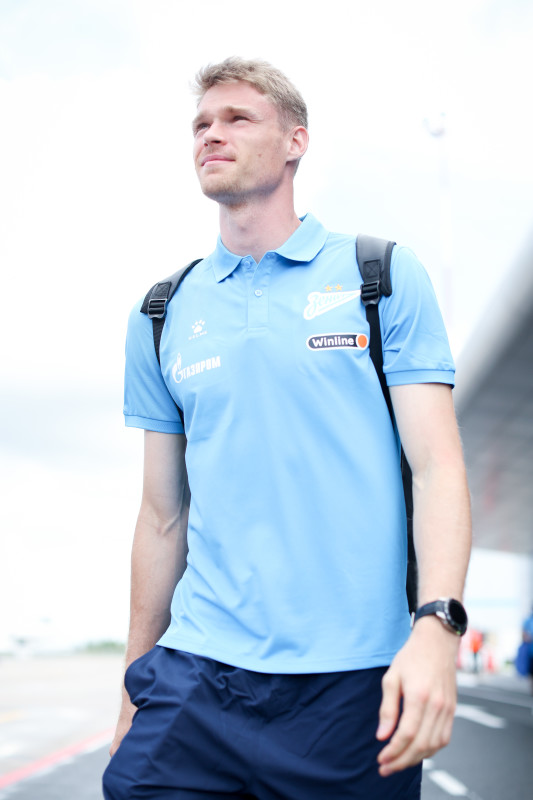 Вылет «Зенита» на матч с «Крыльями Советов» в Самару