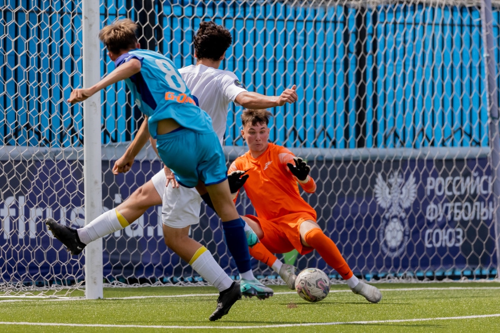 Юношеская футбольная лига-2,  «Зенит» — СШОР «Зенит»