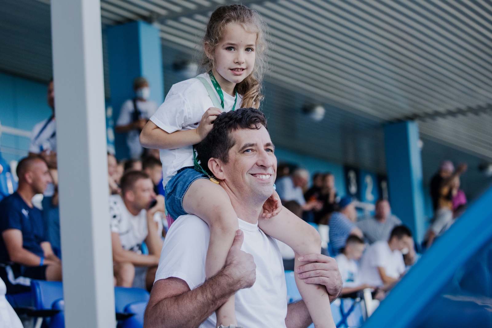 Болельщики на матче «Зенит»-2 — «Динамо»-2