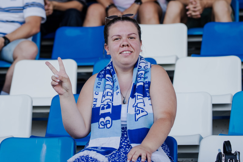 Болельщики на матче «Зенит»-2 — «Динамо»-2