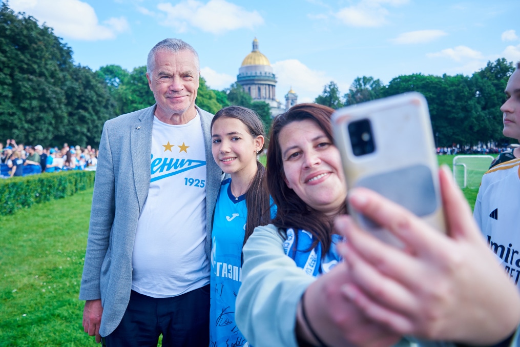 Открытая тренировка «Зенита» в Александровском саду