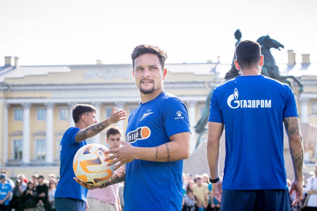 Открытая тренировка «Зенита» в Александровском саду