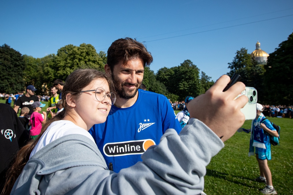 Открытая тренировка «Зенита» в Александровском саду