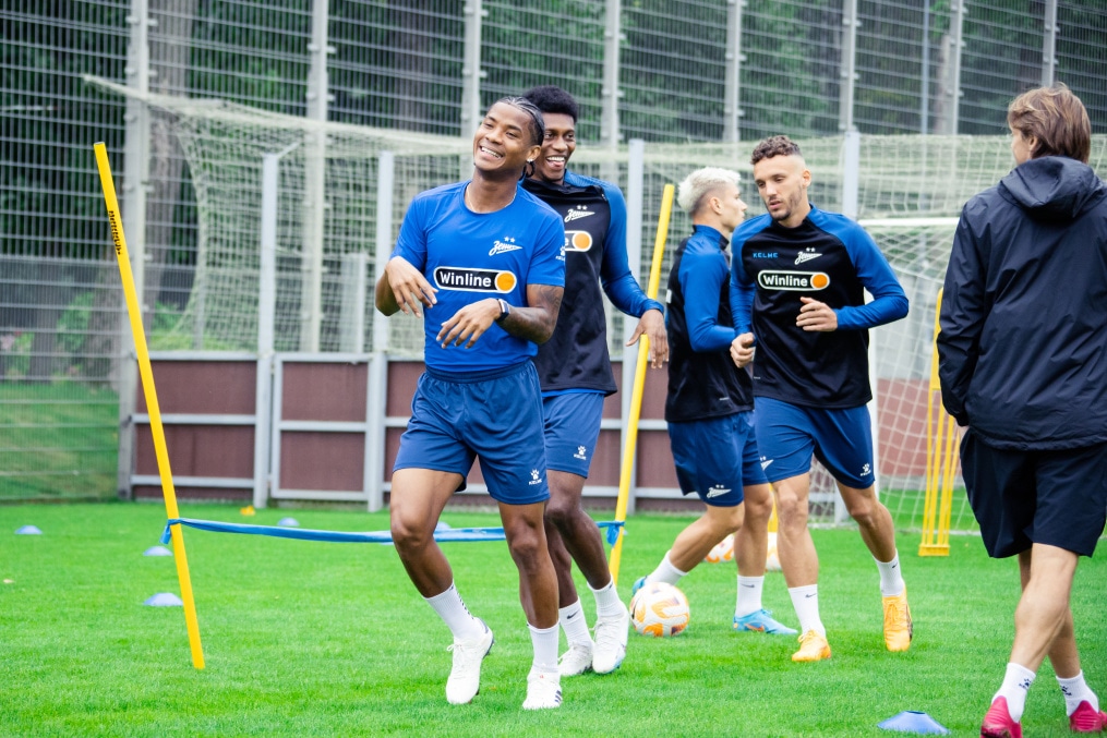 Открытая тренировка ФК «Зенит» перед матчем со «Спартаком»