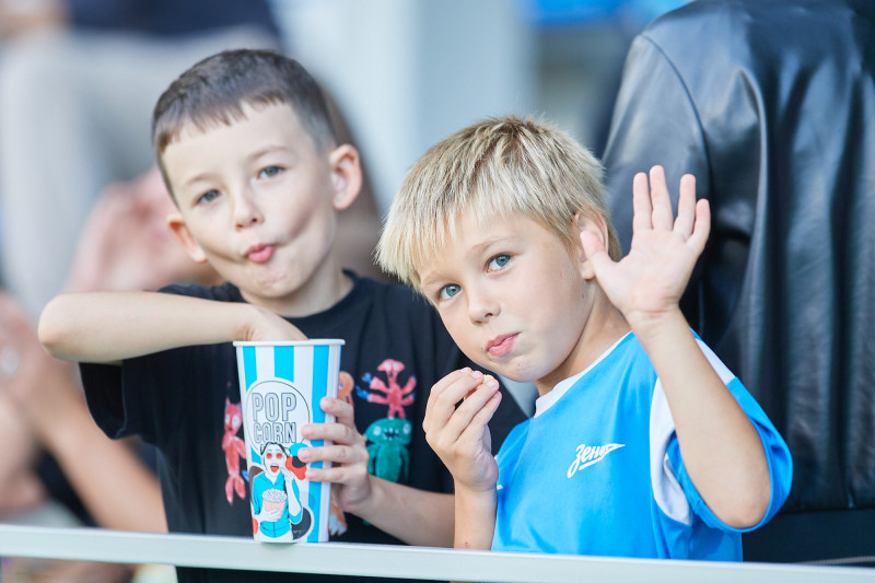 Болельщики на матче «Зенит» — «Флуминенсе»