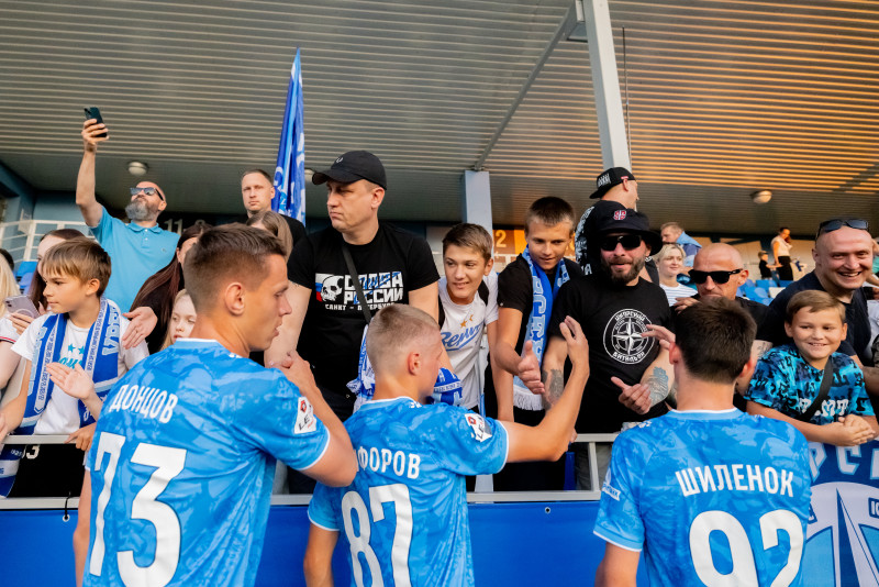 Болельщики на матче «Зенит»-2 — «Торпедо-Владимир»