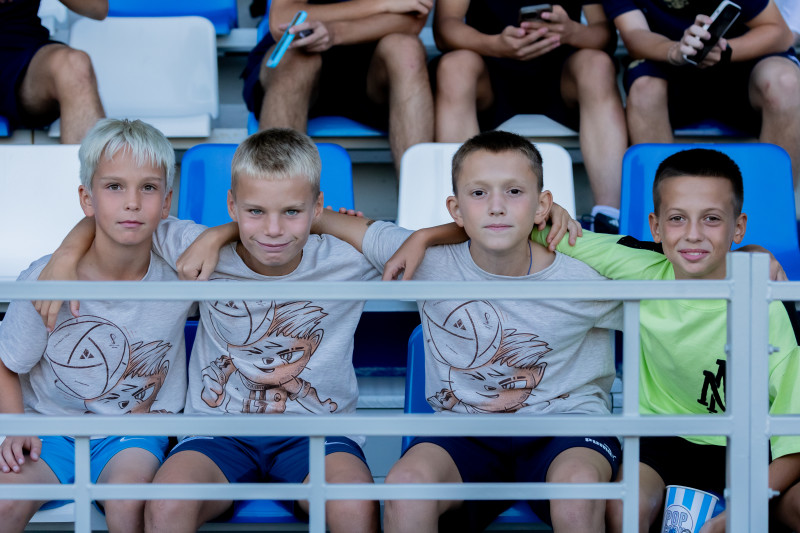 Болельщики на матче «Зенит»-2 — «Торпедо-Владимир»