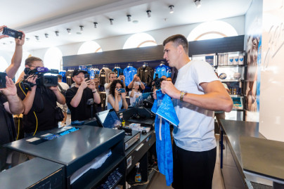 Презентация Александра Соболева в магазине «Зенит Арена»