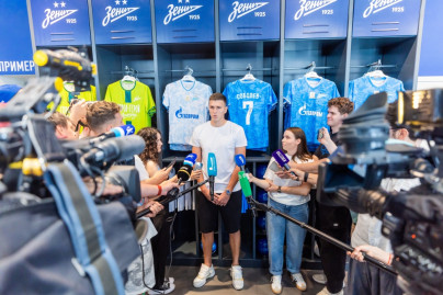 Презентация Александра Соболева в магазине «Зенит Арена»