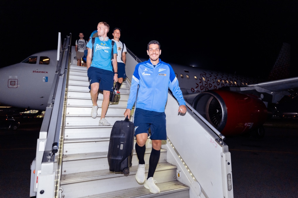 Вылет команды на матч с «Кайратом»