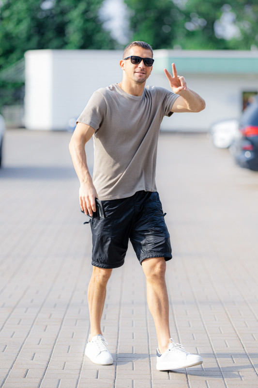 ЗенитStyle: приезд футболистов на открытую тренировку перед ЦСКА