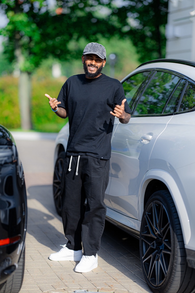 ЗенитStyle: приезд футболистов на открытую тренировку перед ЦСКА