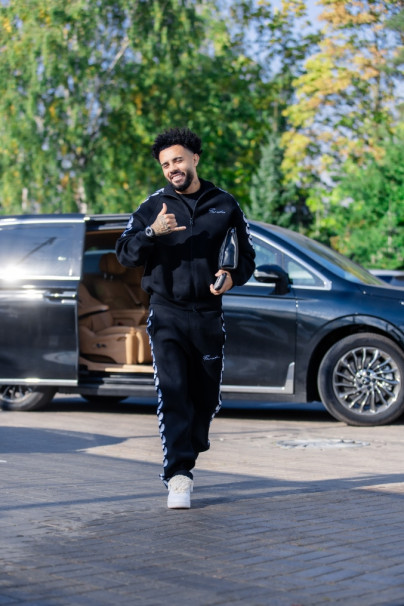 #ЗенитStyle: приезд игроков на тренировку перед матчем с «Краснодаром»