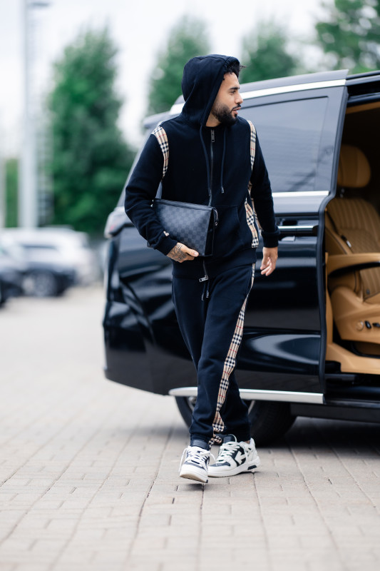 #ЗенитStyle: приезд игроков на тренировку перед матчем с «Краснодаром»