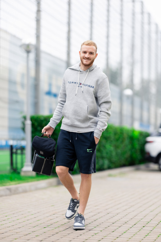 #ЗенитStyle: приезд игроков на тренировку перед матчем с «Краснодаром»