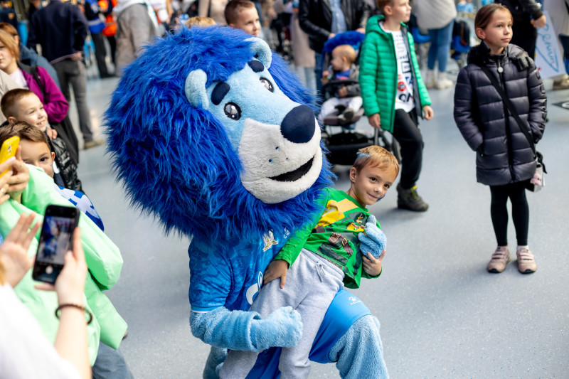 Фан-Променад перед матчем «Зенит» — «Оренбург»