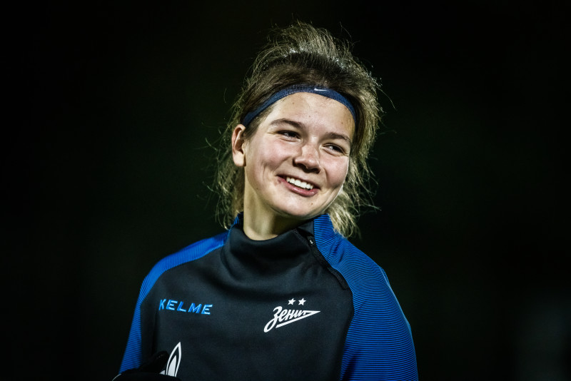 Тренировка женской молодежной команды «Зенит» перед матчем с «ЦСКА»-м (Москва)