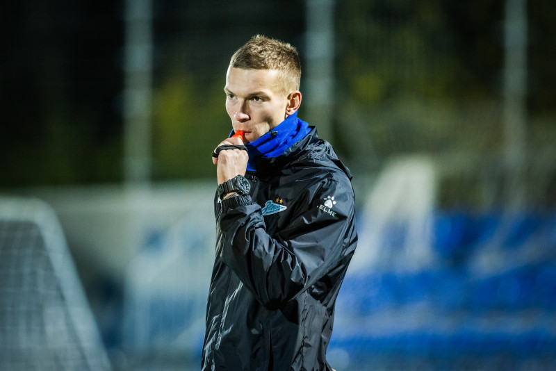 Тренировка женской молодежной команды «Зенит» перед матчем с «ЦСКА»-м (Москва)