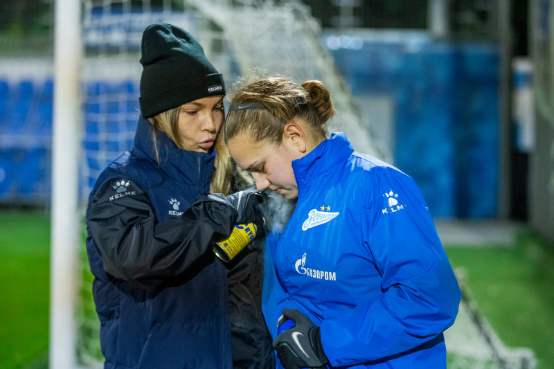 Тренировка женской молодежной команды «Зенит» перед матчем с «ЦСКА»-м (Москва)