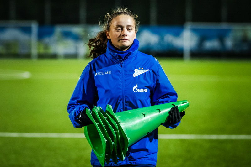 Тренировка женской молодежной команды «Зенит» перед матчем с «ЦСКА»-м (Москва)