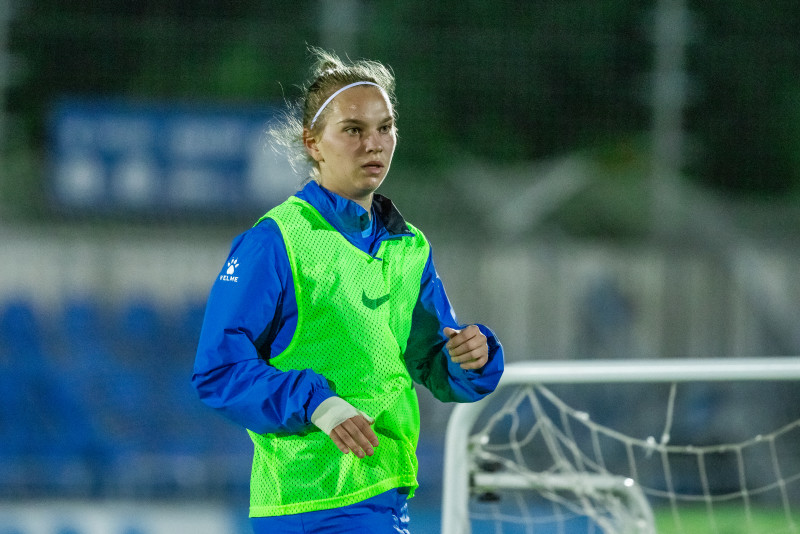 Тренировка женской молодежной команды «Зенит» перед матчем с «ЦСКА»-м (Москва)