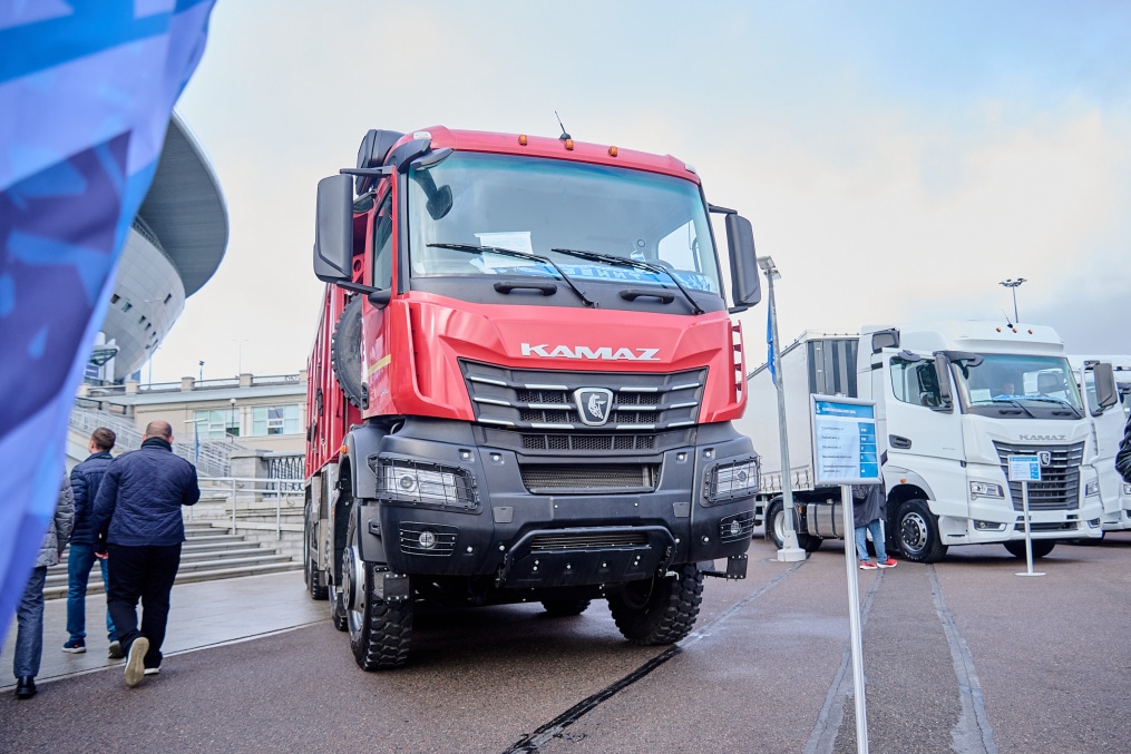 Тест-драйв КАМАЗ на «Газпром Арене»