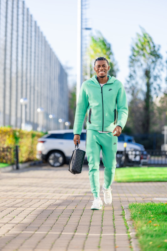 #ЗенитStyle: приезд игроков на тренировку перед матчем с «Динамо» (Махачкала)