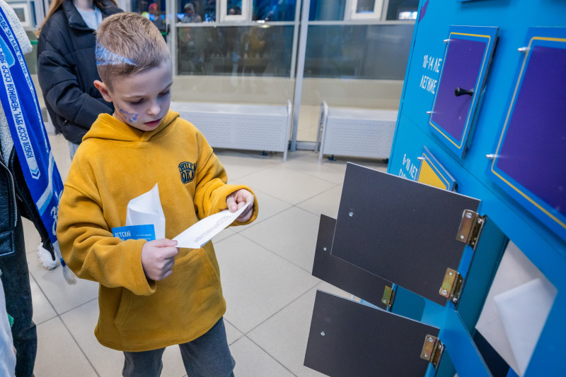 Фан-Променад перед матчем  «Зенит»—«Динамо» (Махачкала)