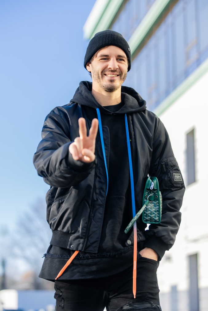 #ЗенитStyle: приезд игроков на тренировку перед кубковым матчем с «Ахматом»