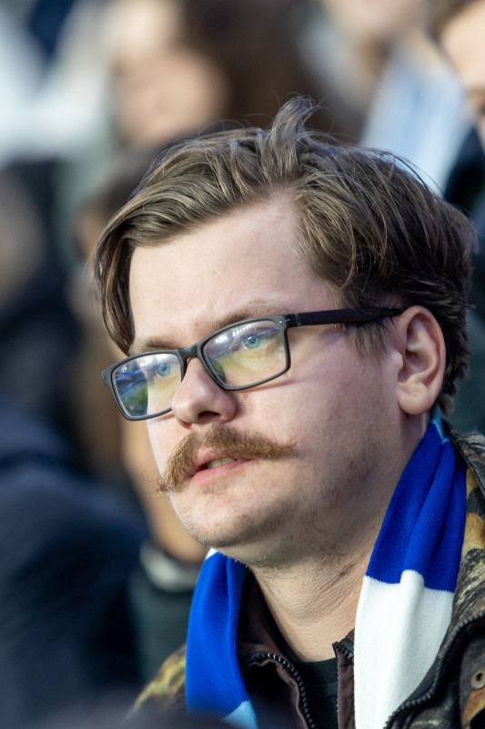 #Все в наших цветах: болельщики на матче «Зенит» — «Ахмат»