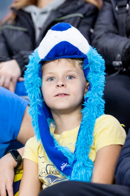 #Все в наших цветах: болельщики на матче «Зенит» — «Ахмат»