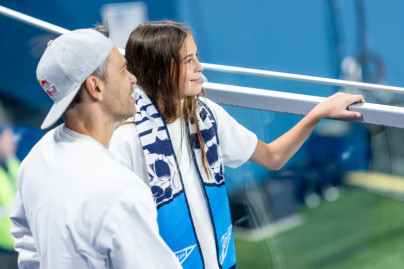 #Все в наших цветах: болельщики на матче «Зенит» — «Ахмат»