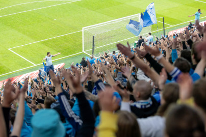 #Все в наших цветах: болельщики на матче «Зенит» — «Ахмат»