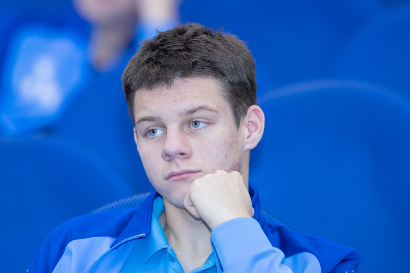 Представители  ФГБУ «НМИЦ им. В.А. Алмазова» проводят лекцию для игроков Академии.