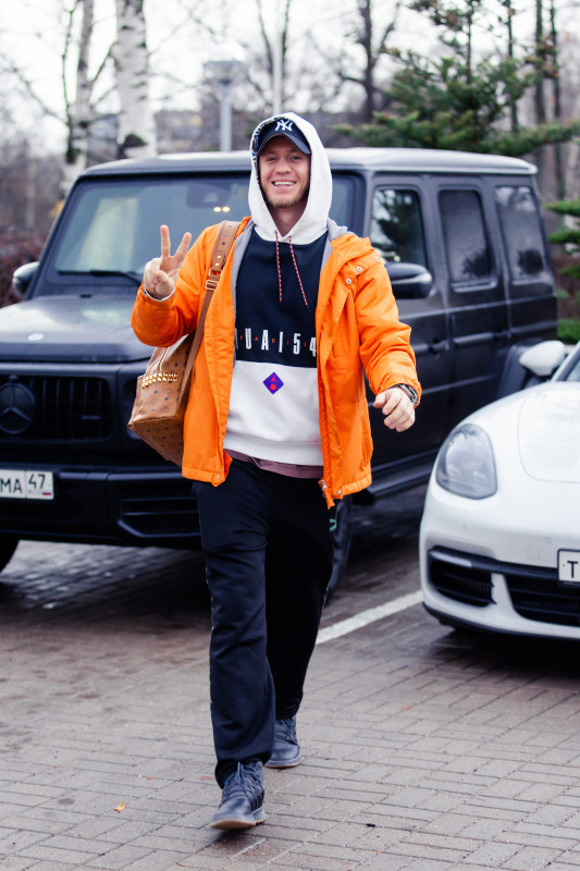 ЗенитStyle: приезд игроков на тренировку перед матчем с «Оренбургом»