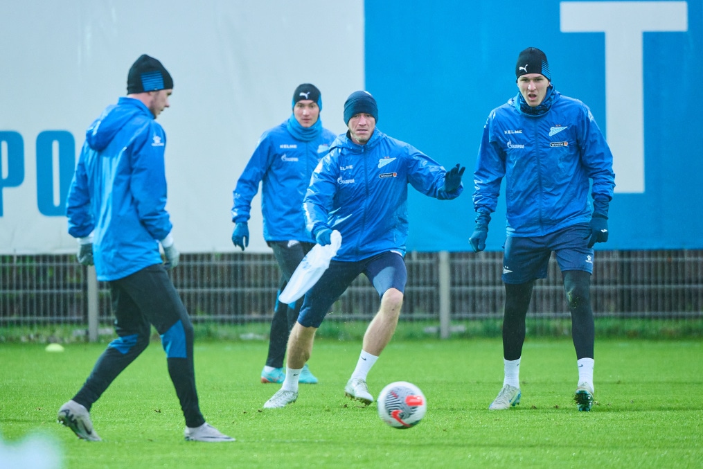 Тренировка «Зенита» перед выездом на кубковый матч с «Ахматом»