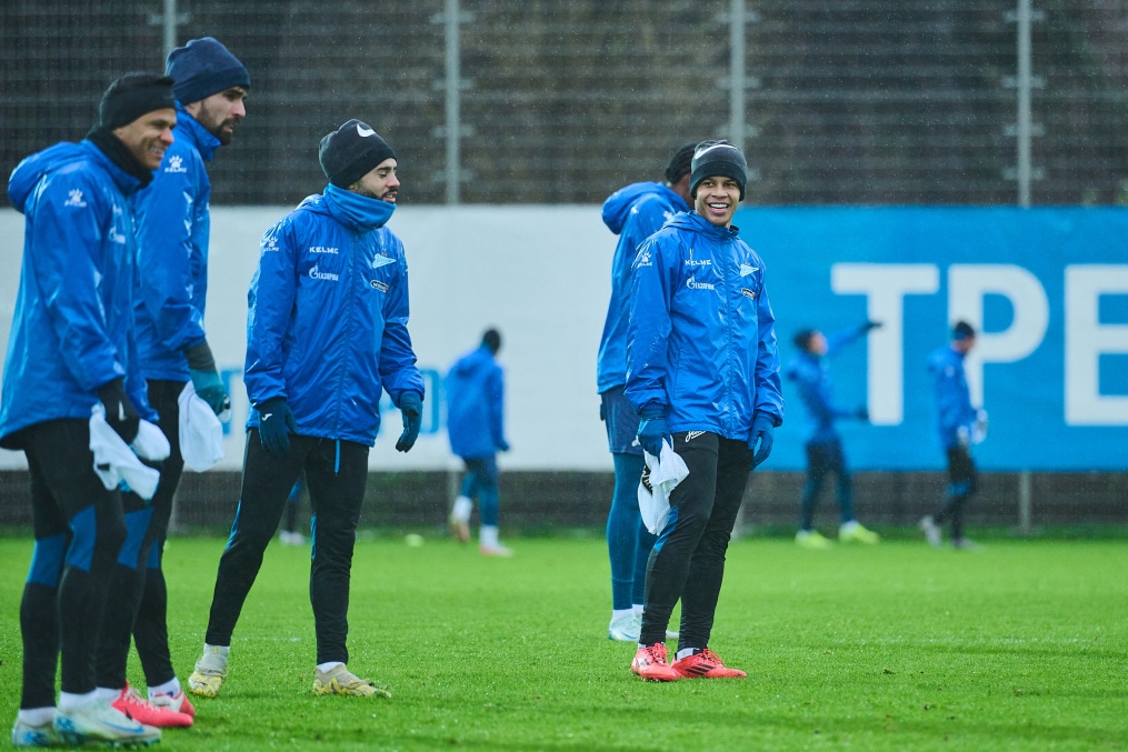 Тренировка «Зенита» перед выездом на кубковый матч с «Ахматом»