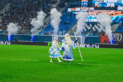 Мир Российская Премьер-Лига, «Зенит» — «Акрон»