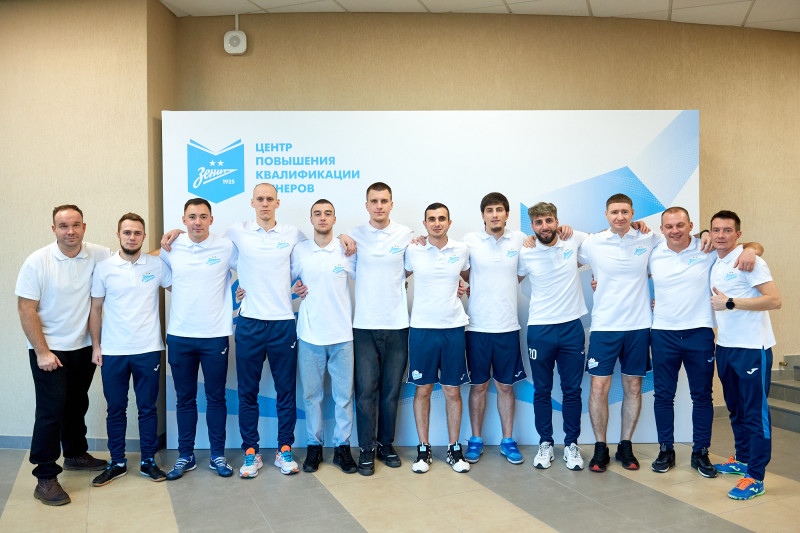 «Зенит-Чемпионика»: Вручение сертификатов по итогам обучения в декабре 2024.