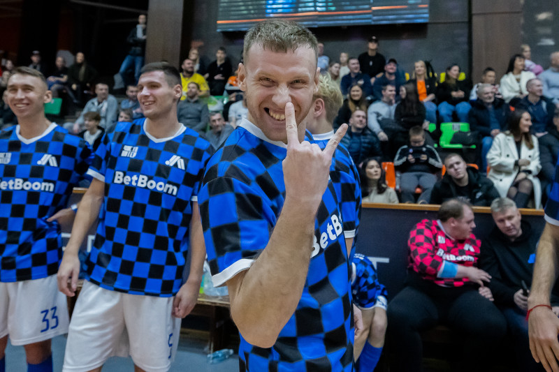 Шоу-матч: ФК «Кристалл» — ФК «Чисто Питер»