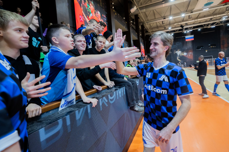 Шоу-матч: ФК «Кристалл» — ФК «Чисто Питер»