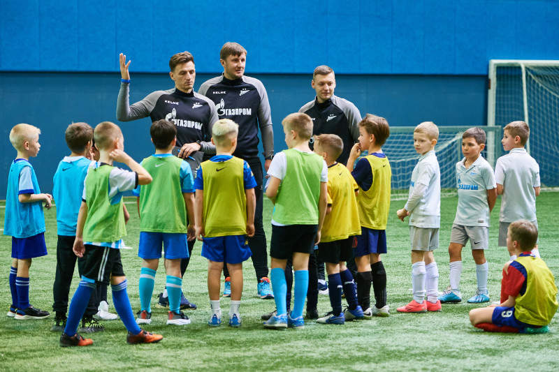 Просмотр игроков 2016 г.р. в «Газпром»-Академии