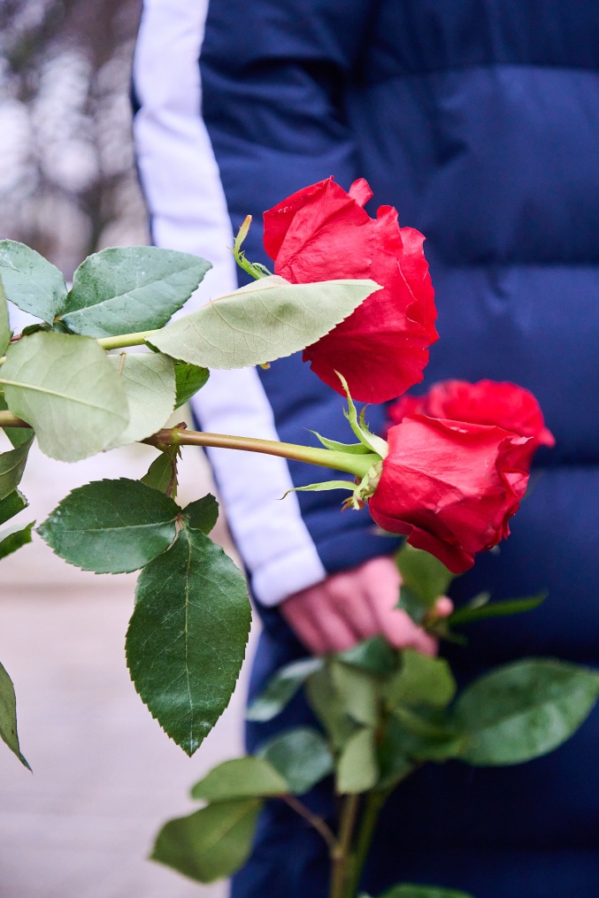 Возложение цветов к Монументу героическим защитникам Ленинграда