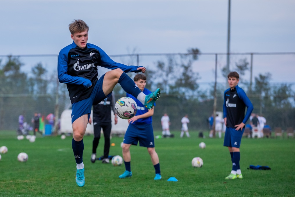 Первые учебно-тренировочные сборы «Зенита»-м в Турции: 30 января, вечерняя тренировка