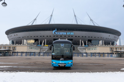 «Зенит» представил обновленную ливрею клубного автобуса